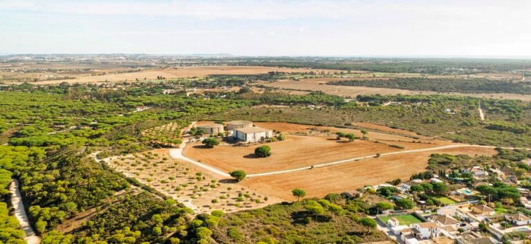 Yashvi Golden Gate Residency