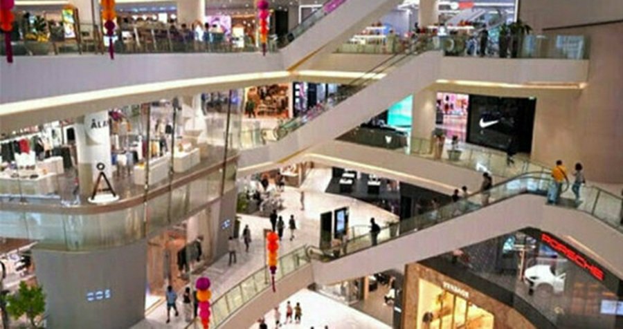 Footfall-surge-malls-in-ncr-redesign-strategies-to-attract-footfall